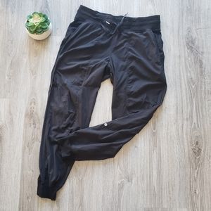 LULULEMON | Dance Studio Joggers in black